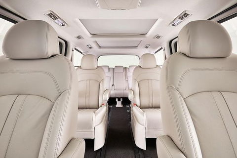 Luxury Van, Private Transfer, Palm Cove - Cairns - Accommodation Adelaide 1