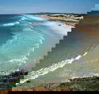 Full-Day Moreton Island 4x4 Sightseeing Tour - Accommodation Adelaide