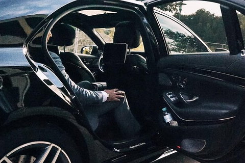 Departure Private Transfers: Adelaide To Adelaide Airport ADL In Business Car - Accommodation Adelaide 4