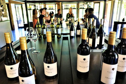 The Finest 4 Experience - Accommodation Adelaide 4