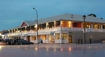 Seacliff Beach Hotel - Accommodation Adelaide 0