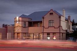 Cross Keys Hotel - Accommodation Adelaide 0