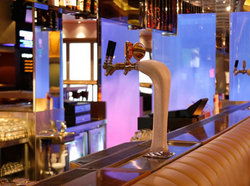 Vegas Hotel - Accommodation Adelaide 2