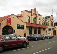 Cooley's Hotel - Accommodation Adelaide