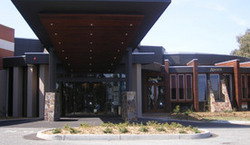 L'Unico Hotel - Accommodation Adelaide 0