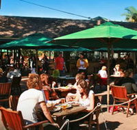 The Beach Hotel - Accommodation Adelaide