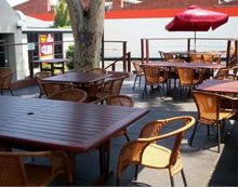 Tudor Inn Hotel - Accommodation Adelaide 1