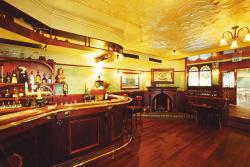 Willie McBrides Irish Bar - Accommodation Adelaide 2