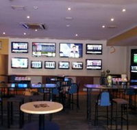 Tacking Point Tavern - Accommodation Adelaide