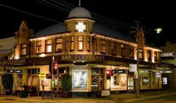 Bar Cleveland - Accommodation Adelaide 2