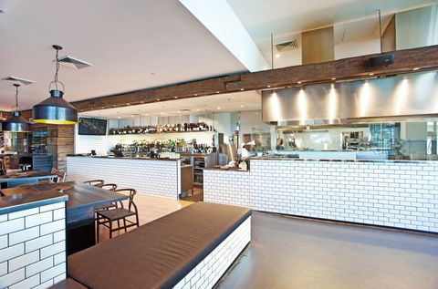 Kellys Bar And Grill (EST 1995) - Accommodation Adelaide 1