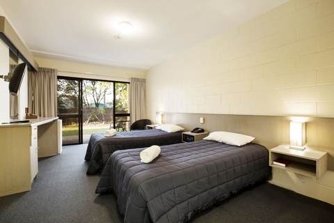 Kawana Waters Hotel - Accommodation Adelaide 2