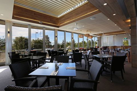 The Grovedale Hotel - Accommodation Adelaide 1