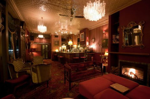 Back Bar Cocktail Lounge & Function Venue - Accommodation Adelaide 0