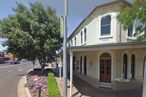 Milestone Hotel - Accommodation Adelaide 0