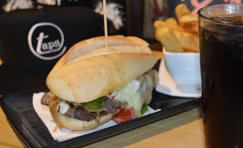 Taps Mooloolaba - Accommodation Adelaide 4