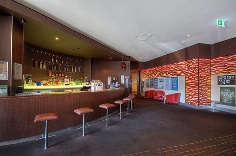 Hotel CBD - Accommodation Adelaide 1