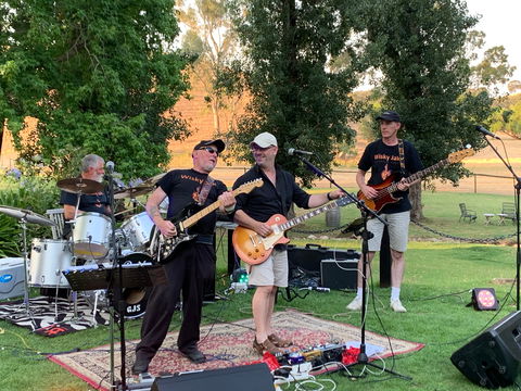 Angas Plains Wines Live In The Vines, With The Band -Wisky Jak - Accommodation Adelaide 2