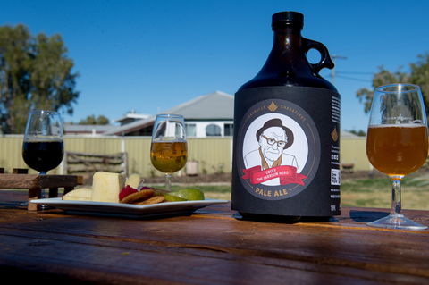 Beer And Wine O'Clock At Club Boutique Hotel Cunnamulla - Accommodation Adelaide 2