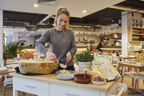 Flaming Cheese Wheel And Wine Experience: Brisbane - Accommodation Adelaide 0