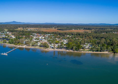 Blue Dolphin Holiday Resort - Accommodation Adelaide 0