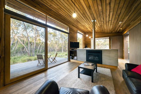 DULC Cabins - Accommodation Adelaide 2