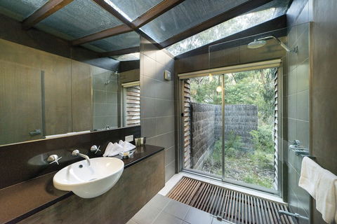 DULC Cabins - Accommodation Adelaide 6