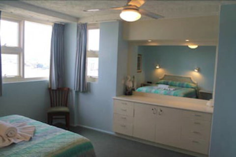 84 The Spit Holiday Apartments - Accommodation Adelaide 2