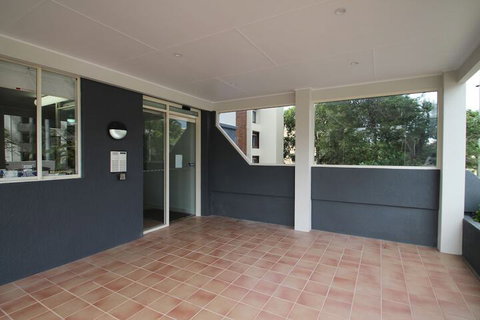 84 The Spit Holiday Apartments - Accommodation Adelaide 1