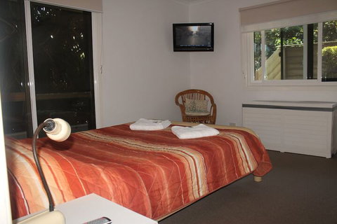84 The Spit Holiday Apartments - Accommodation Adelaide 4
