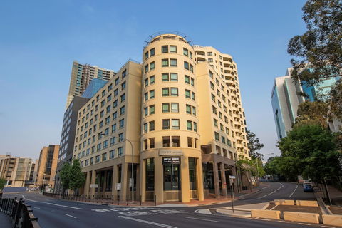 Mantra Parramatta - Accommodation Adelaide 0