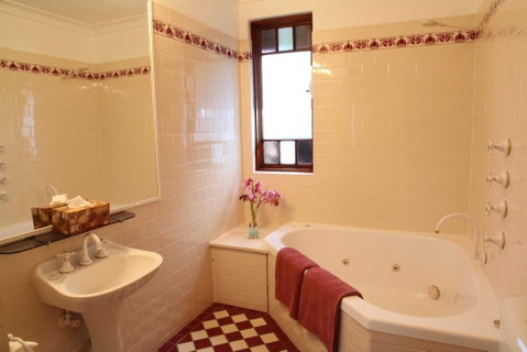 The 3 Explorers Motel - Accommodation Adelaide 6
