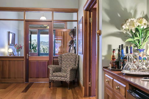 Abbotsford Country House - Accommodation Adelaide 1