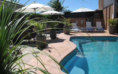 Golden Harvest Motor Inn - Accommodation Adelaide 1