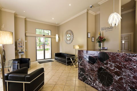 Majestic Old Lion Apartments - Accommodation Adelaide 1