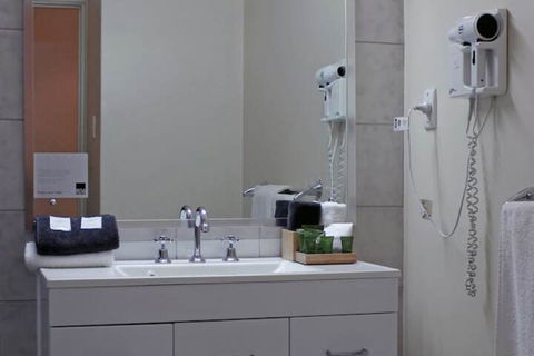 John Pirie Motor Inn - Accommodation Adelaide 4