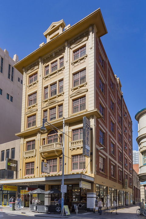 Adelaide Paringa - Accommodation Adelaide 0