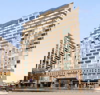 Oaks Adelaide Embassy Suites - Accommodation Adelaide