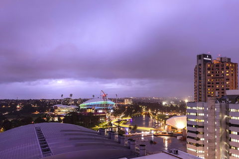 Oaks Adelaide Embassy Suites - Accommodation Adelaide 5