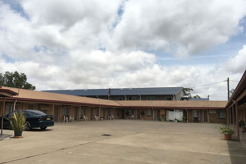 Dragon Phoenix Motel & Restaurant - Accommodation Adelaide 2