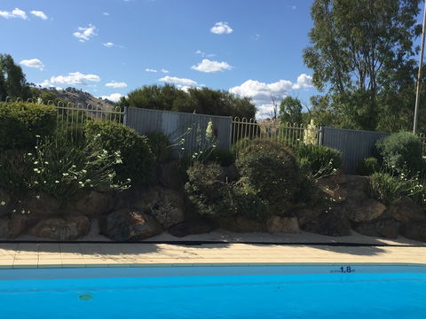 Tuckerbox Motor Inn - Accommodation Adelaide 3