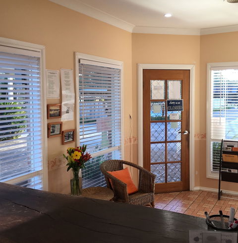 Tuckerbox Motor Inn - Accommodation Adelaide 6