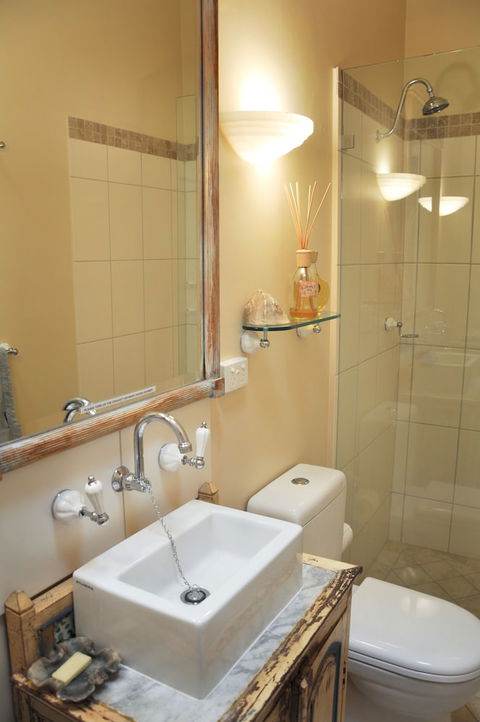 Athelney Cottage - Accommodation Adelaide 1