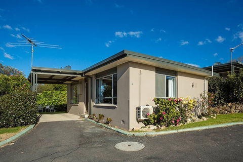 Eagle Heights - Accommodation Adelaide 0