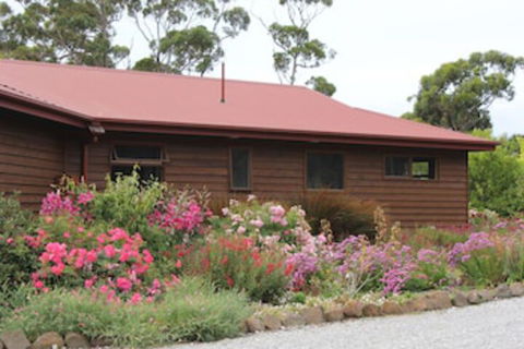 Eagles Roost Farmstay B & B - Accommodation Adelaide 0