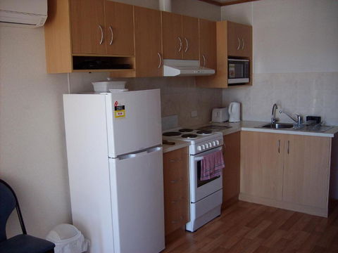 Jackos Holiday Cabins - Accommodation Adelaide 2