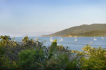 Airlie Getaway - Views - Accommodation Adelaide 6