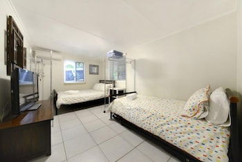 Airlie Getaway - Views - Accommodation Adelaide 1