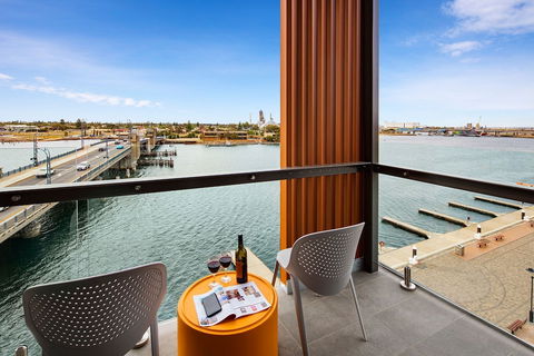 Quest Port Adelaide - Accommodation Adelaide 4