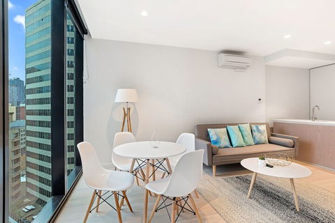IFSuites (IFSTAYS) EQ Tower - Accommodation Adelaide 7